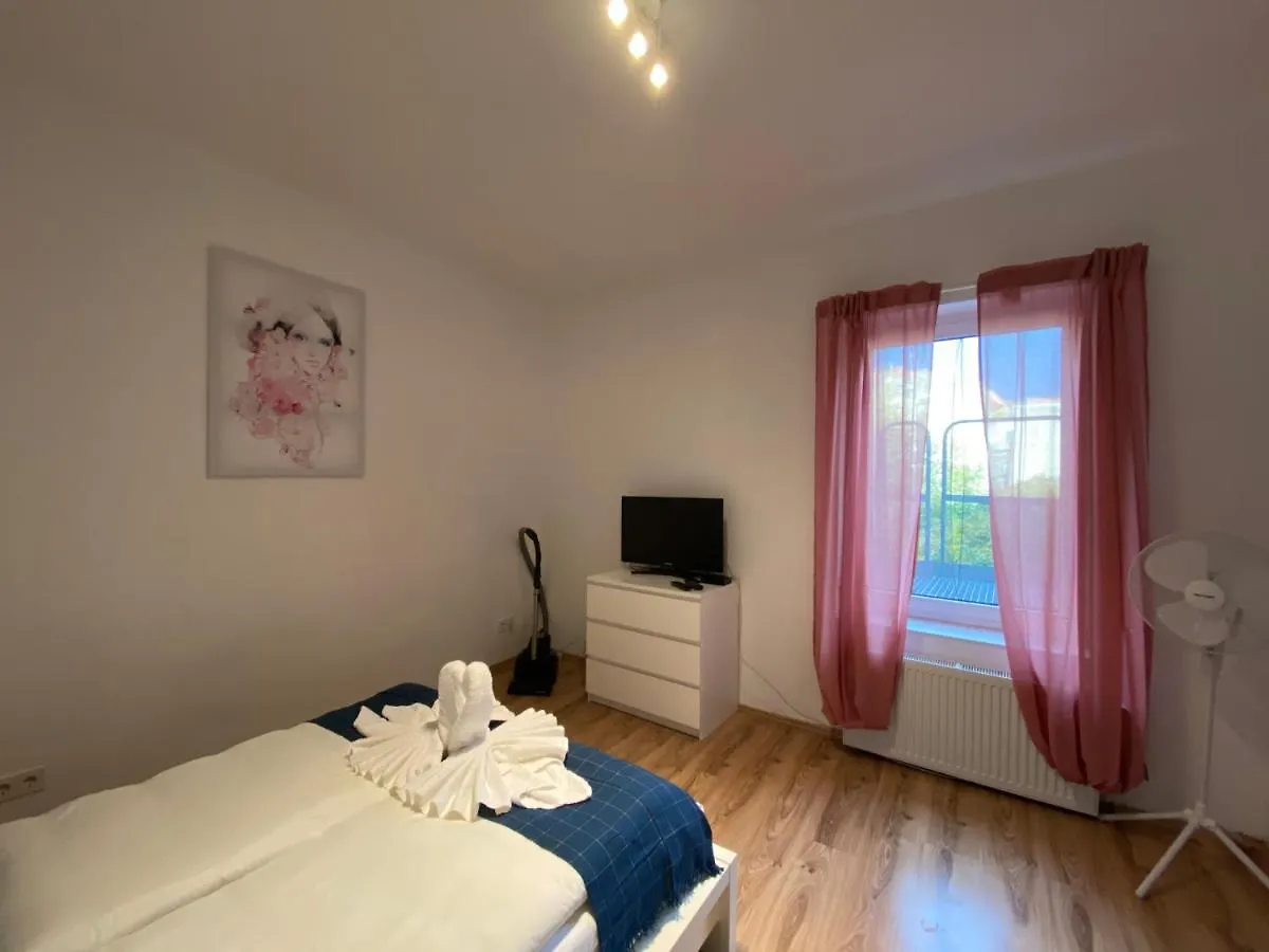 Gemutliche Apartment Mitten In Koln Germany